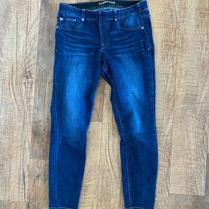 Express mid-rise pull on legging size 8 short (8 petite)